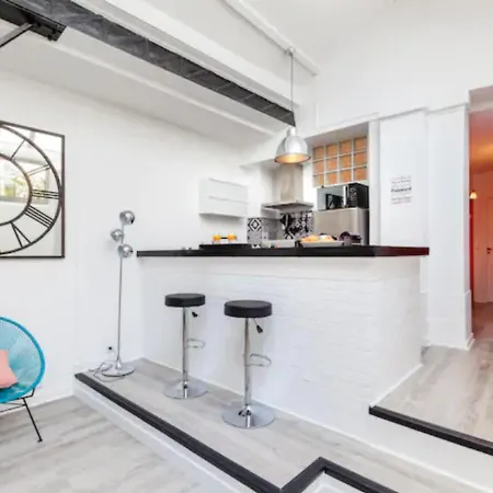 Apartment Atelier D'artiste Marais Paris, 3 Chambres, Cour Privee Calme *